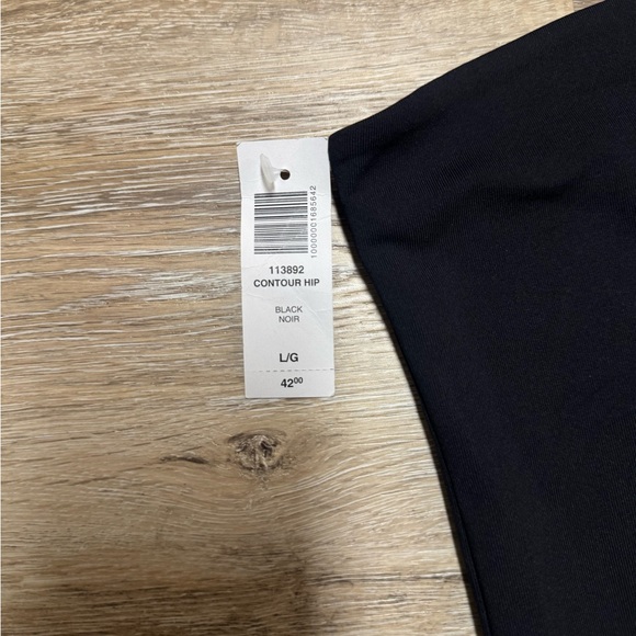 ARITZIA — NWT  Contour Hip Tube Top - Picture 17 of 17